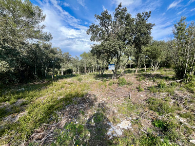 Terrain à vendre à Sanilhac-Sagriès, Gard, Languedoc-Roussillon, avec Leggett Immobilier