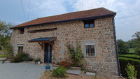 Maison à vendre à Auzances, Creuse - 149.900 € - photo 1