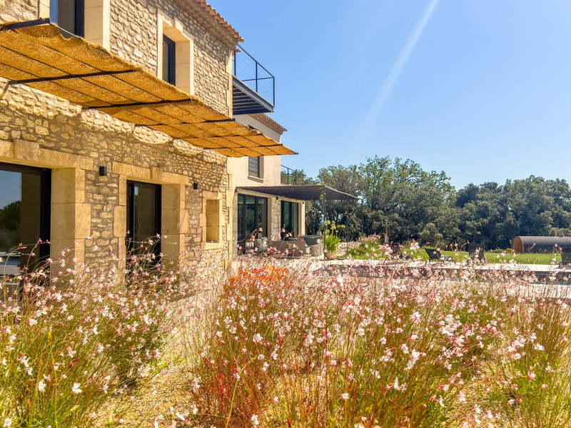 French property for sale in Noves, Bouches-du-Rhône - €3,500,000 - photo 3