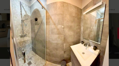 French property for sale in Cannes, Alpes-Maritimes - €1,990,000 - photo 4