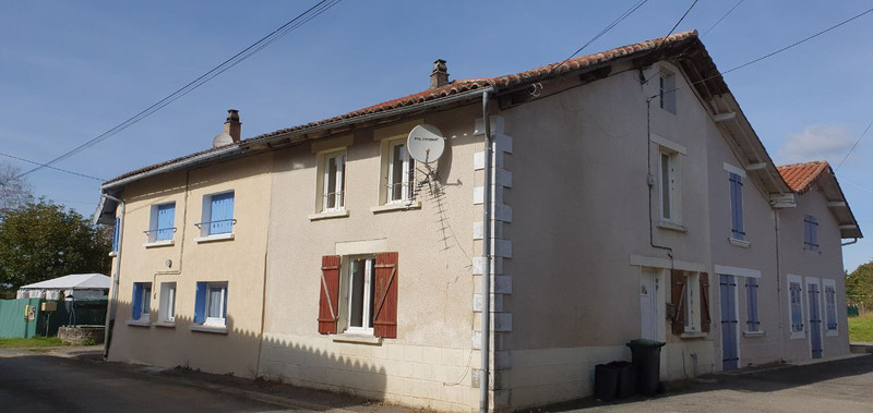Maison à vendre à Oradour-sur-Vayres, Haute-Vienne - 46 600 € - photo 1 Maison à vendre à Oradour-sur-Vayres, Haute-Vienne - 46 600 € - photo 1