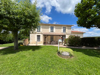 Maison à vendre à Pineuilh, Gironde - 358 700 € - photo 1