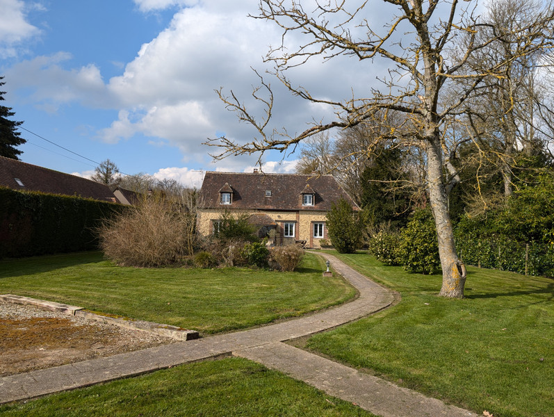 French property for sale in Tourouvre, Orne - €220,000 - photo 1