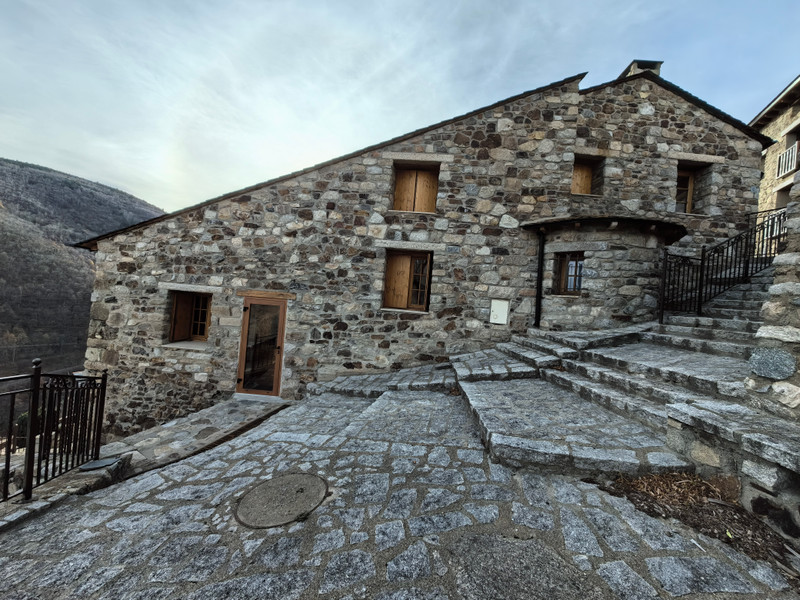 Maison à vendre à Ayguatébia-Talau, Pyrénées-Orientales - 372 340 € - photo 1