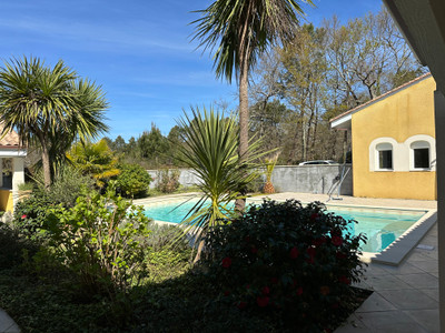 French property for sale in Hourtin, Gironde - €899,000 - photo 2