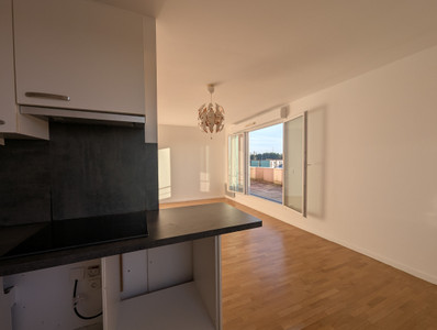 French property for sale in Antony, Hauts-de-Seine - €324,000 - photo 4