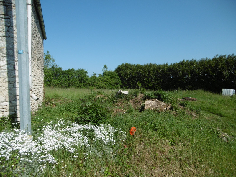 French property for sale in Xanton-Chassenon, Vendée - &#8364;49,600 - photo 8