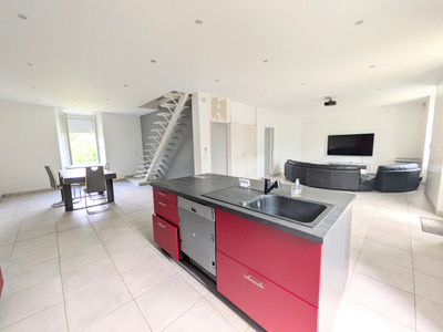 French property for sale in Saint-Julien-le-Vendômois, Corrèze - €254,600 - photo 2