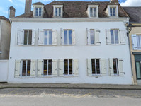property to renovate for sale in ChâteaumeillantCher Centre