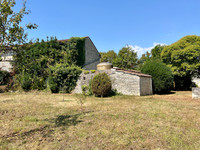 Maison à vendre à Chassors, Charente - 372 750 € - photo 3