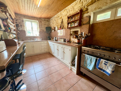 French property for sale in Grandjean, Charente-Maritime - €180,000 - photo 4