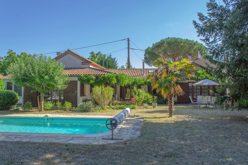 Propriété à vendre à Prayssac, Lot - 268 500 €