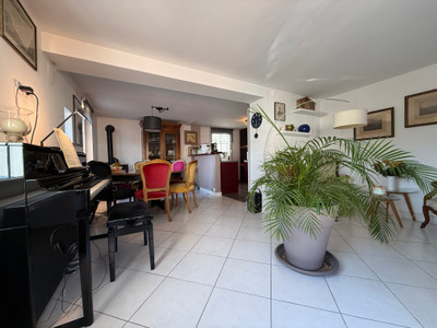 French property for sale in Eyraud-Crempse-Maurens, Dordogne - €585,000 - photo 4
