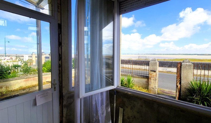 French property for sale in Port-des-Barques, Charente-Maritime - €124,000 - photo 4
