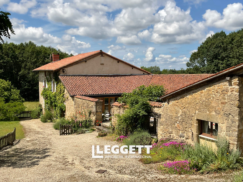Maison 8 pièce(s), SAINT-CYR