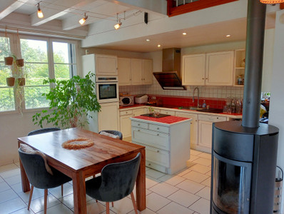 French property for sale in Montvert, Cantal - €232,190 - photo 3