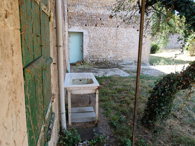 French property for sale in Pleuville, Charente - €99,000 - photo 14