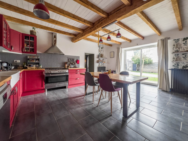 French property for sale in Angoulême, Charente - €295,000 - photo 2