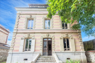 house for sale in Eure