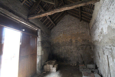 French property for sale in Tournon-Saint-Pierre, Indre-et-Loire - €106,700 - photo 10