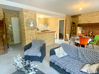 French property for sale in Montignac-Lascaux, Dordogne - €137,800 - photo 3