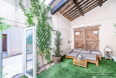 French property for sale in Fleury, Aude - €298,000 - photo 9
