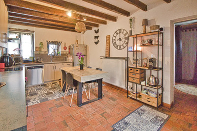 French property for sale in Guesnes, Vienne - €183,000 - photo 5