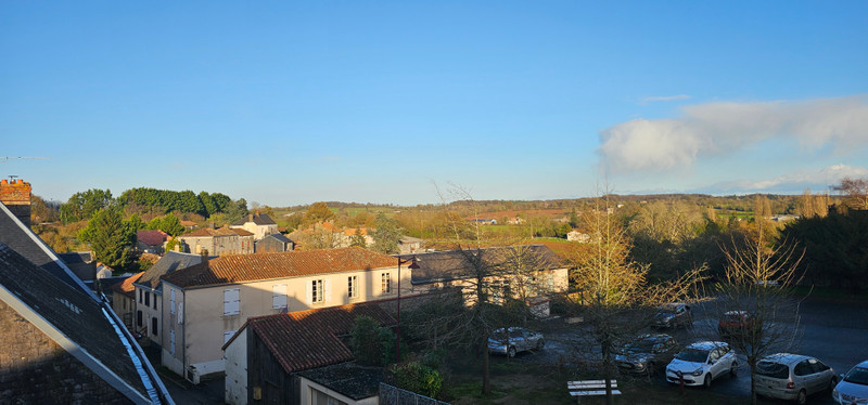 French property for sale in Allonne, Deux-Sèvres - €72,000 - photo 1