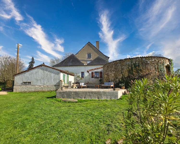 Propriété à vendre à Le Vigeant, Vienne - 230 000 €
