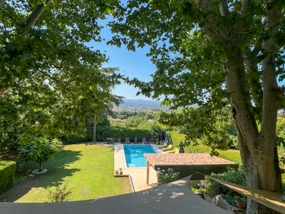 Maison à vendre à Aix-en-Provence, Bouches-du-Rhône, PACA, avec Leggett Immobilier