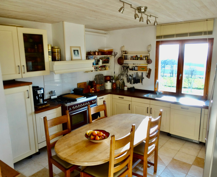 French property for sale in Teilhet, Puy-de-Dôme - €299,250 - photo 5