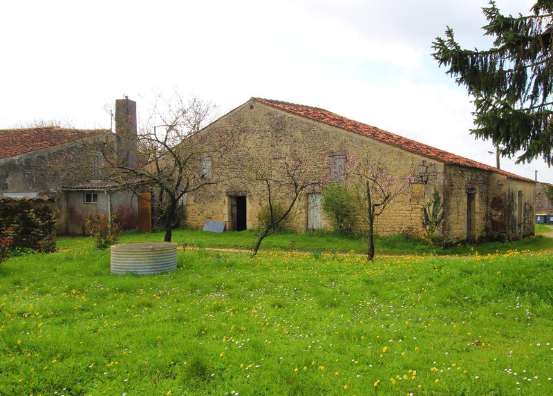 French property for sale in Néré, Charente-Maritime - €59,000 - photo 4