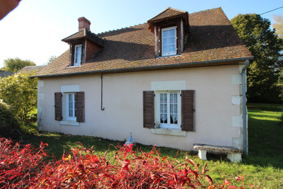 Maison à vendre à Heugnes, Indre, Centre, avec Leggett Immobilier