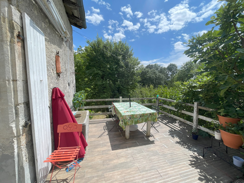 French property for sale in Blanzaguet-Saint-Cybard, Charente - €120,000 - photo 5