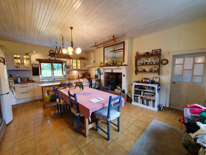 French property for sale in Neulliac, Morbihan - photo 2