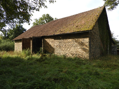 Grange à vendre à Eyburie, Corrèze, Limousin, avec Leggett Immobilier