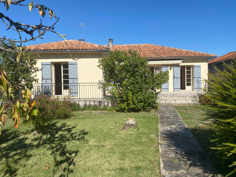 French property for sale in Ribérac, Dordogne - €194,400 - photo 1