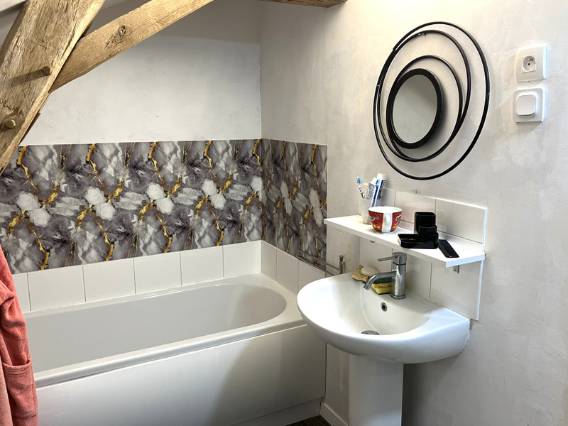 French property for sale in Adriers, Vienne - €171,250 - photo 5