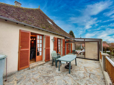 Maison à vendre à Magnac-Laval, Haute-Vienne, Limousin, avec Leggett Immobilier