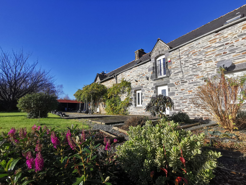 Maison à vendre à La Gacilly, Morbihan - 371.000 € - photo 1