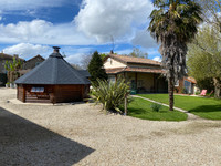 Guest house / gite for sale in Vanzac Charente-Maritime Poitou_Charentes