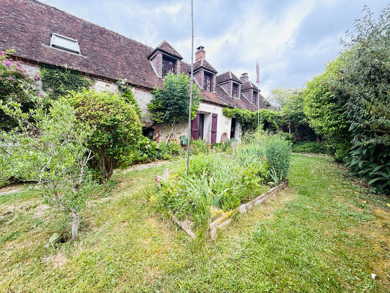 Propriété à vendre à Thorigny-sur-Oreuse, Yonne - 299 000 €