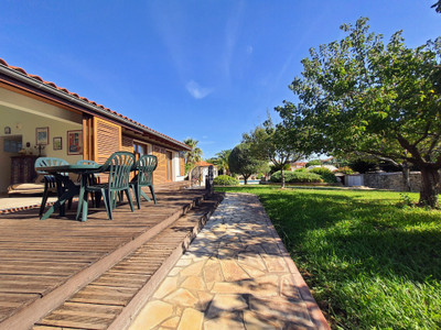2 LOVELY DETACHED VILLAS on plot of 1800m2 with heated pool, immaculate garden, beautiful view.  10KM BEACHES