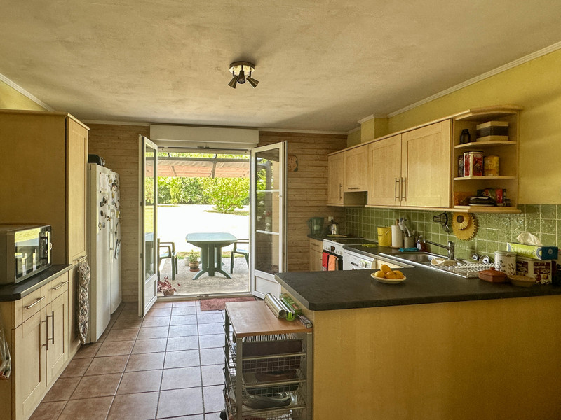 French property for sale in Brizambourg, Charente-Maritime - €349,950 - photo 10