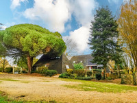 Maison à vendre à Cerizay, Deux-Sèvres - 937.500 € - photo 2