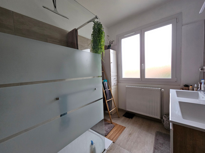 French property for sale in Chamblet, Allier - €330,000 - photo 6