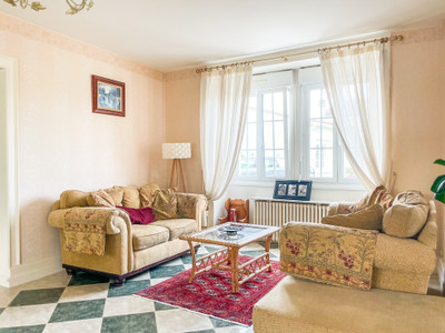 French property for sale in Marcillac-Lanville, Charente - €442,000 - photo 3