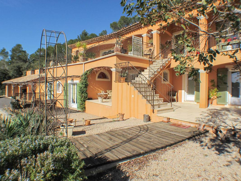 French property for sale in Flayosc, Var - €785,000 - photo 5