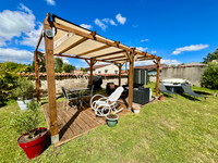 Maison à vendre à Thénac, Charente-Maritime - 189.999 € - photo 2