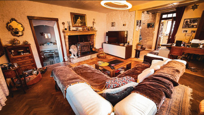 French property for sale in Souvigné, Charente - €480,000 - photo 5